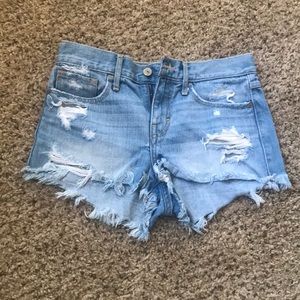 Abercrombie & Fitch Mid-Rise Shorts size 00/24